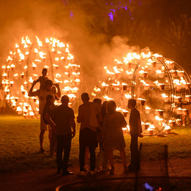 fete-lumiere-2023-carabosse-chartres-en-lumieres-_10_.jpg