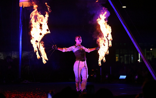 fete-lumiere-2023-remue-menage-chartres-en-lumieres-_3_.jpg