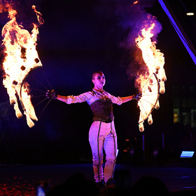 fete-lumiere-2023-remue-menage-chartres-en-lumieres-_3_.jpg