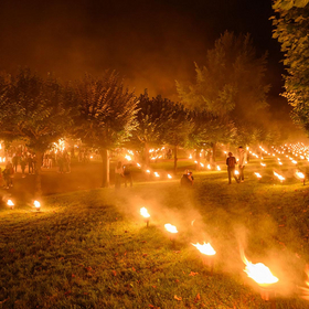 fete-lumiere-2023-carabosse-chartres-en-lumieres-_13_.jpg