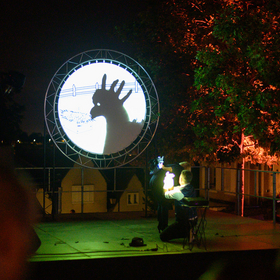 fete-lumiere-2023-black-fingers-chartres-en-lumieres-_4_.jpg