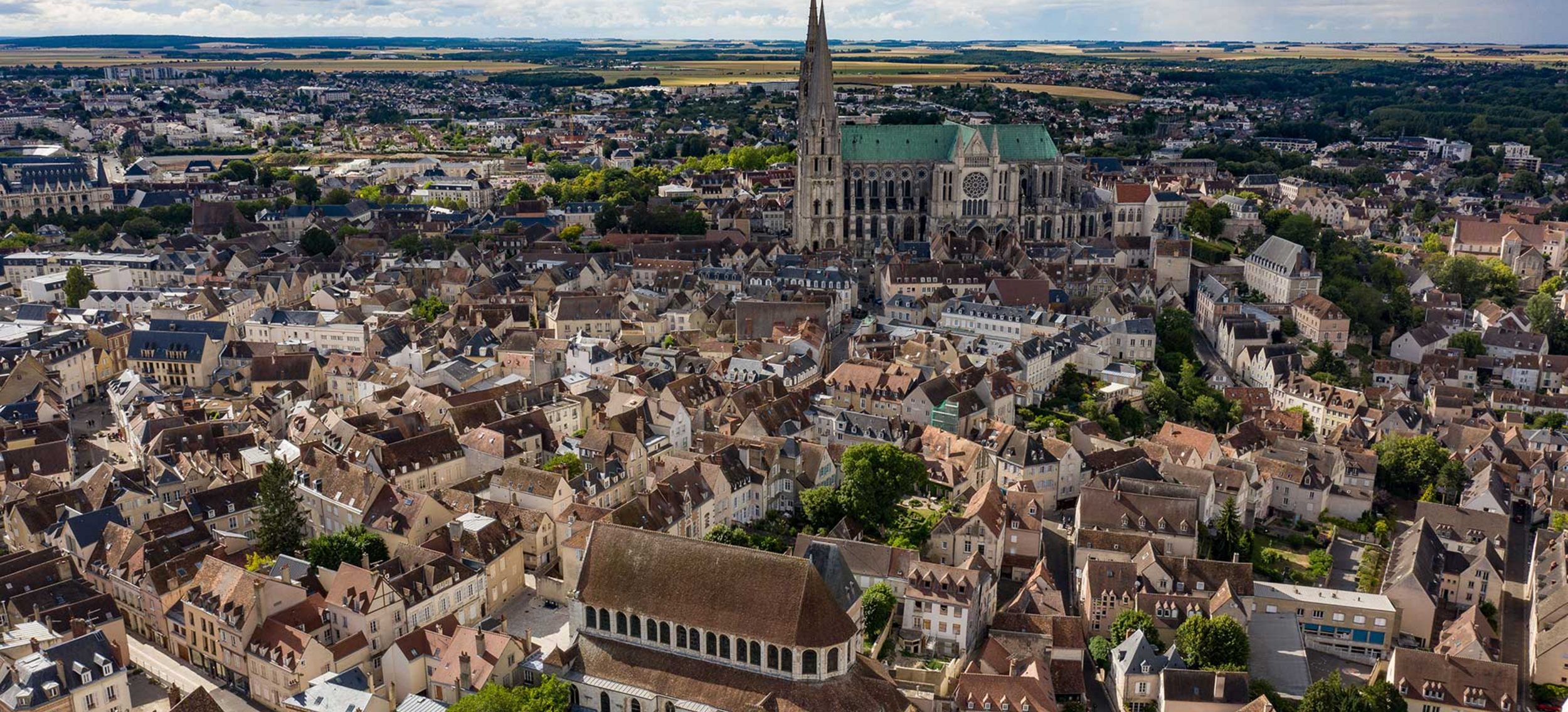 Place de Chatelet - Vue a&eacute;rienne de Chartres