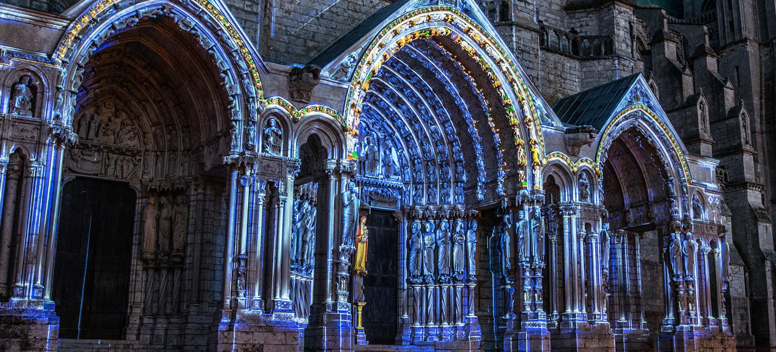 Chartres en lumières - portail nord de la cathédrale - Spectaculaires, Les Allumeurs d’images