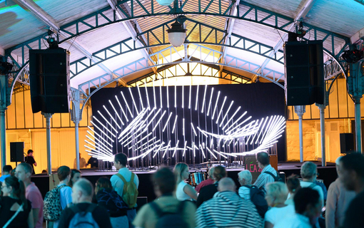 fete-lumiere-2023-ammonite-peniche-collectif-scale-chartres-en-lumieres-_5_.jpg
