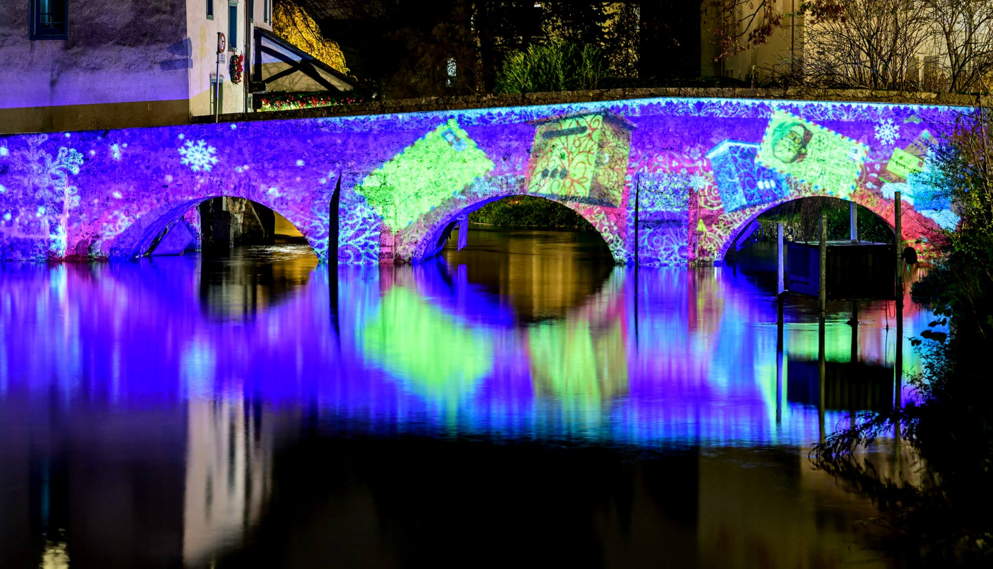 Pont des Minimes - Rivière des lutins - Chartres en lumières Pont des Minimes - Rivière des lutins - Chartres en lumières