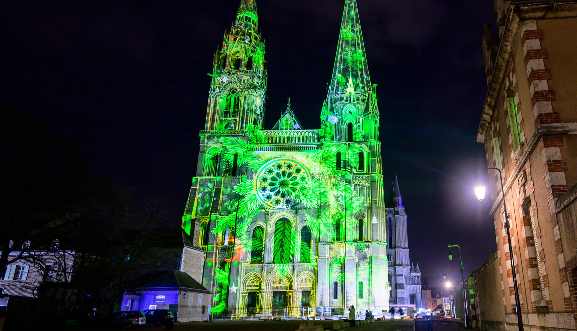 Portail Royal de la cathédrale - Esprit de Noël - Chartres en lumières