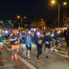 chartres-en-lumieres-2023-trail-depart-05.jpg