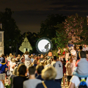 fete-lumiere-2023-black-fingers-chartres-en-lumieres-_1_.jpg