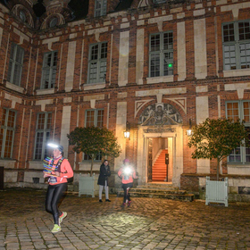 chartres-en-lumieres-2023-trail-depart-14.jpg